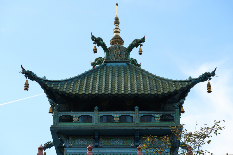 Bestand:Chinese Nachtegaal Dakornament.jpg