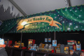 <a href="/lemma/Kinder_Winter_Wonderland" title="Kinder Winter Wonderland">Kinder Winter Wonderland</a>, foto uit <a href="/lemma/2009" title="2009">2009</a>