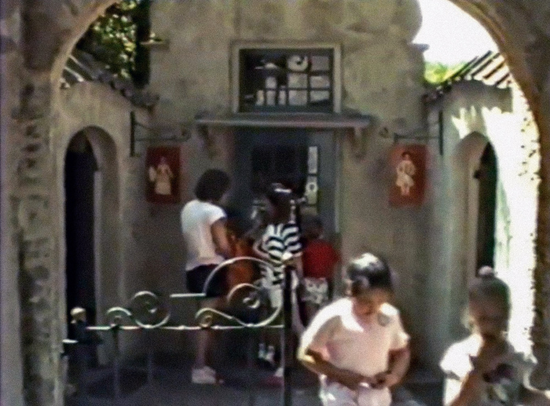 Bestand:Gemackzonderdackjuni1988.jpg