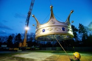 Plaatsen van de koningskroon op de Pagode
