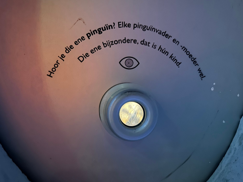 Bestand:Speelwereld-pinguinkijkertje.jpg