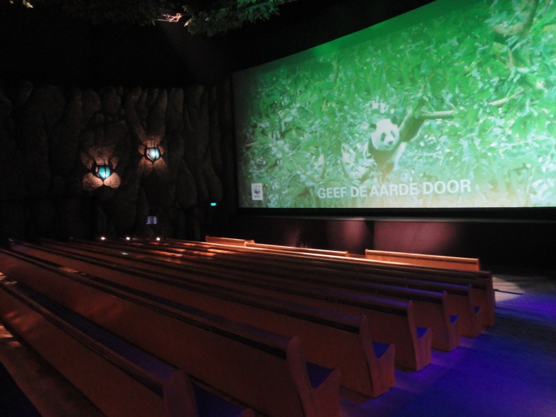 Bestand:Wereldreiszaal.jpg