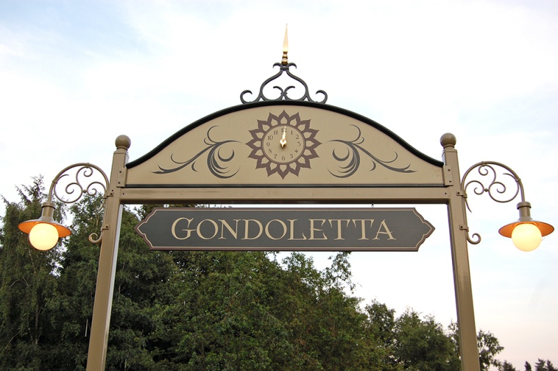 Bestand:Gondoletta bord2015.jpg