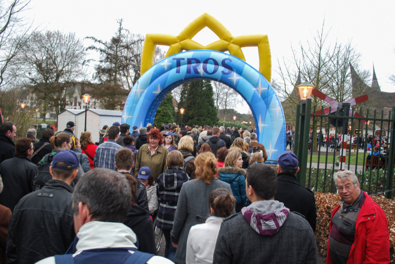 Bestand:Seizoensboog-tros-maart2010.jpg