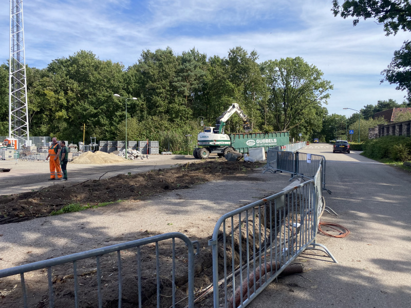 Bestand:Bosrijk parkeerplaatssept2023.jpg