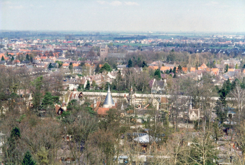 Bestand:Volkvanlaafpagodezicht1997.jpg