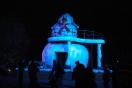<a href="/lemma/Sneeuwman_Sam" title="Sneeuwman Sam">Sneeuwman Sam</a> bij nacht