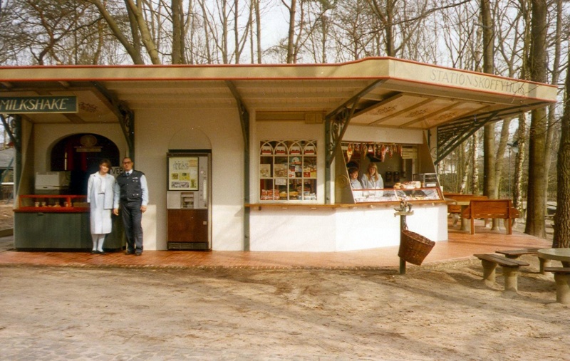 Bestand:Koffyhuis open.jpg