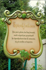 Bouwbord bij de Sprookjesboom