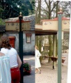 Linkerfoto EAH via WWCW, rechterfoto via Facebook Efteling 2013