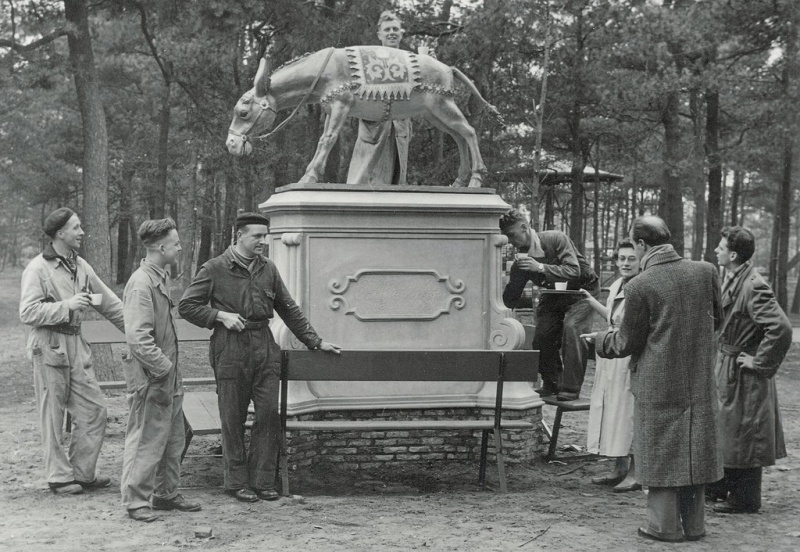 Bestand:Ezeltjeplaatsen.jpg