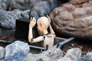 <a href="/lemma/Klein_Duimpje" title="Klein Duimpje">Klein Duimpje</a> zonder kleding aan, 2022