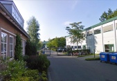 Dienstencentrum direct achter poort Reizenrijk.