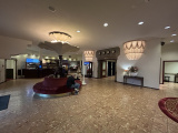 Lobby <a href="/lemma/Efteling_Hotel" title="Efteling Hotel">Efteling Hotel</a>, achterin de receptie, november <span class="redlink">2024</span>