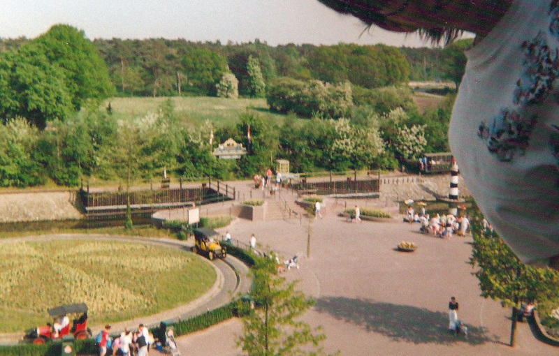 Bestand:Stationoost1990.jpg