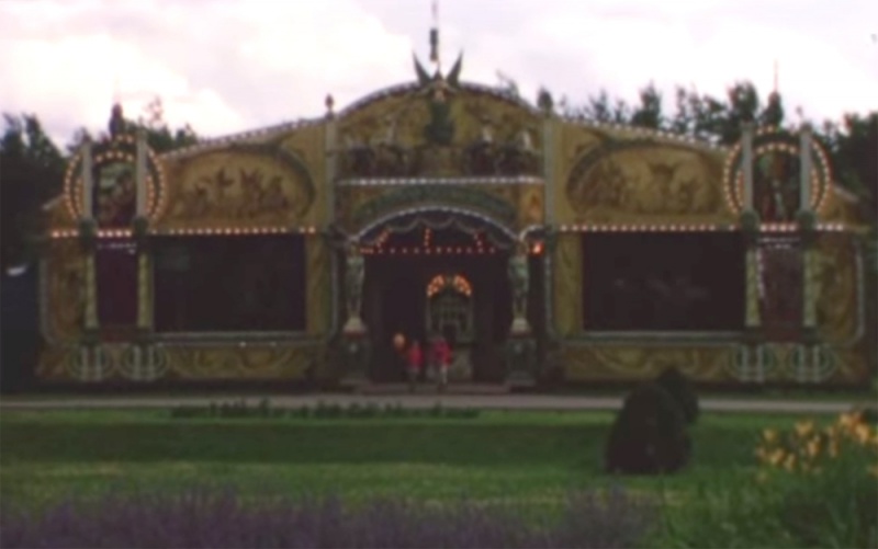Bestand:Stoomcarrousel1965.JPG