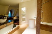 Badkamer in de Excellente Suite van het Efteling Hotel.