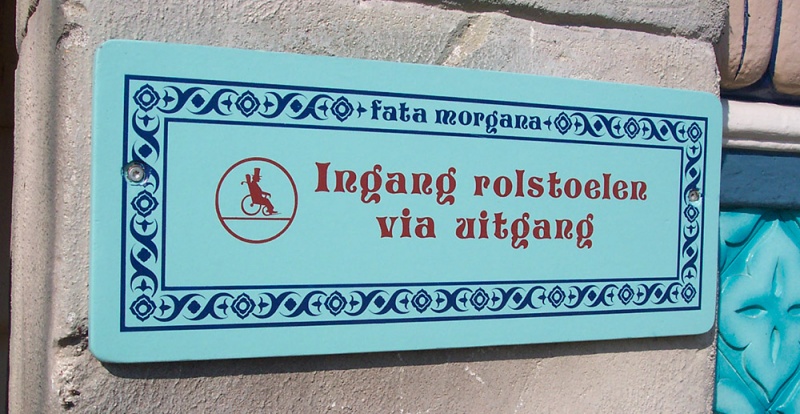 Bestand:AIB FataRolstoelen.jpg