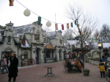 Het <a href="/lemma/Anton_Pieckplein" title="Anton Pieckplein">Anton Pieckplein</a> in de winter.