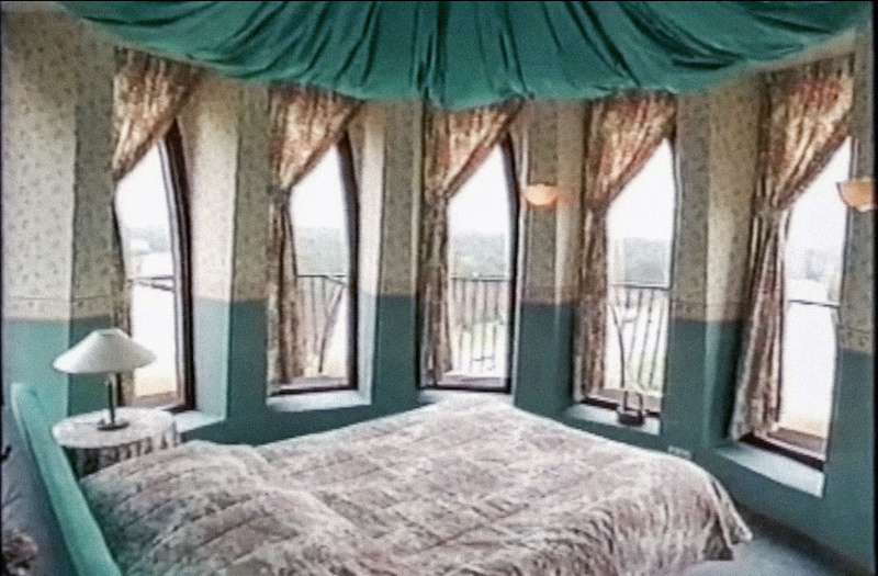 Bestand:Millefleurs-suite-1997.jpg