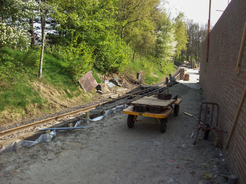 Bestand:SDO-aanbouw-perron-april2009.jpg