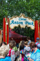 <a href="/lemma/Circus_Anton_Pieck" title="Circus Anton Pieck">Circus Anton Pieck</a>-entree in juli <span class="redlink">2009</span>