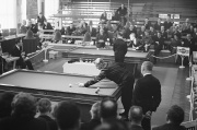 <a href="/lemma/Europees_Kampioenschap_Driebanden" title="Europees Kampioenschap Driebanden">Europees Kampioenschap Driebanden</a> in het <a href="/lemma/Caf%C3%A9-Restaurant" title="Café-Restaurant">Café-Restaurant</a> van de Efteling, 8 maart 1962
