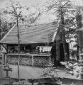 <a href="/lemma/In_de_Noordpool" title="In de Noordpool">In de Noordpool</a> in vroeger tijden. Foto geëxposeerd in <a href="/lemma/Efteling_Museum" title="Efteling Museum">Efteling Museum</a>.