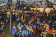 Overzicht over <a href="/lemma/Het_Witte_Paard" title="Het Witte Paard">Het Witte Paard</a> van de <a href="/lemma/Captain%27s_Table" class="mw-redirect" title="Captain&#039;s Table">Captain&#039;s Table</a>, april <a href="/lemma/2009" title="2009">2009</a>