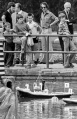 Onaangepaste versie van de Efteling-Facebookfotoshop: :<a href="/lemma/Bestand:RbbFacebook.jpeg" title="Bestand:RbbFacebook.jpeg">Bestand:RbbFacebook.jpeg</a>