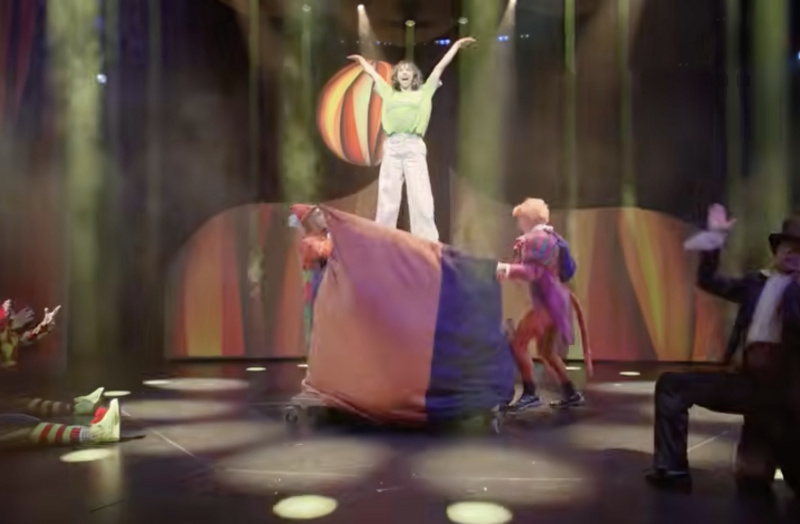 Bestand:Magicaluna-luna-uit-doos.jpeg