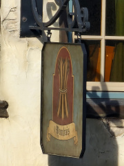 <a href="/lemma/Raveleijn" title="Raveleijn">Raveleijn</a>, gevelbord in de arena: &#039;t Wambuis / restaurant