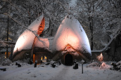 Winterse blik op het <a href="/lemma/Loof_en_Eerhuys" title="Loof en Eerhuys">Loof en Eerhuys</a> in het <a href="/lemma/Lavenlaar" class="mw-redirect" title="Lavenlaar">Lavenlaar</a>