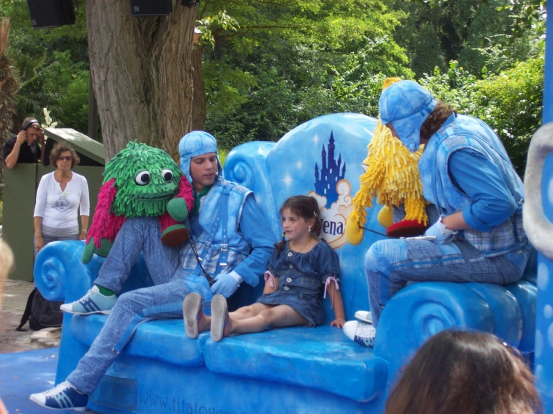 Bestand:Titatoverfeest grobbebollen.JPG