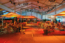 Horeca in de tent op de <a href="/lemma/Speelweide" title="Speelweide">Speelweide</a> waar <a href="/lemma/Circus_Anton_Pieck" title="Circus Anton Pieck">Circus Anton Pieck</a> speelde in september <span class="redlink">2009</span>