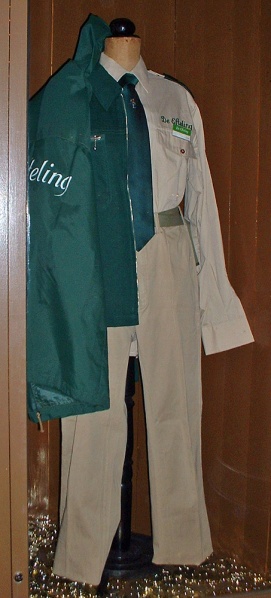 Bestand:Kledingjaren80.jpg