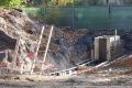 Bouw tunnel onder vijver Monstervis bij Pinokkio - Foto: Eftelist