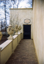 Toegang tot de invalidenshow van Villa Volta, kort na de opening in 1996