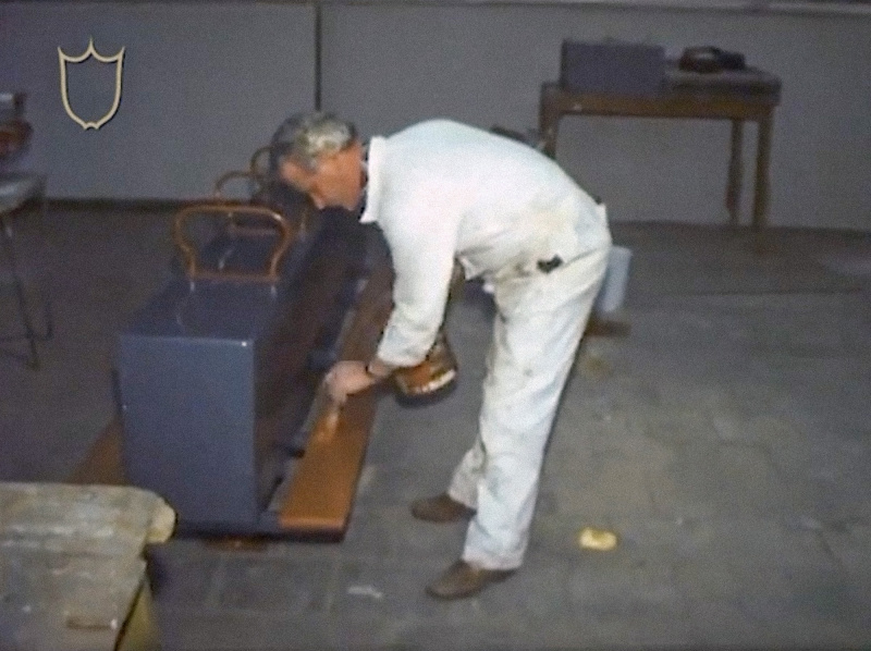 Bestand:Schommelbankfabloods.jpg