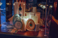 Vitrine in het <a href="/lemma/Efteling_Museum" title="Efteling Museum">Efteling Museum</a> dat van 2009 tot mei 2017 Horeca-attributen tentoonstelde, hier in mei <span class="redlink">2009</span>