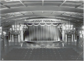 <a href="/lemma/Carrouseltheater" title="Carrouseltheater">Carrouseltheater</a>, vermoedelijk jaren zeventig
