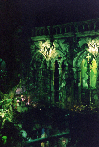 Bestand:Spookslotnegentig-01.jpg