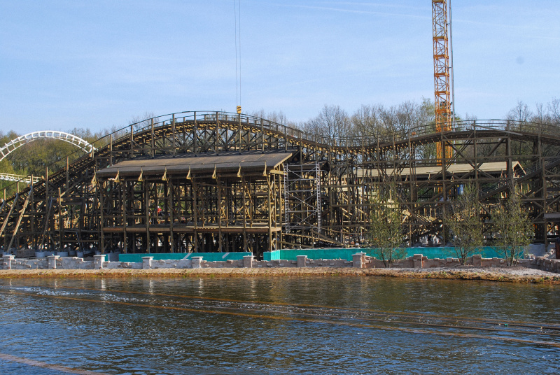 Bestand:Jedd-bouw-station-april2010.jpg