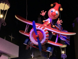 Jokie in vliegtuig in &#039;Engeland&#039; in Carnaval Festival na de update van 2019 - Foto: Eftepedia