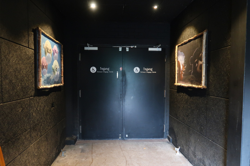 Bestand:Fabula Ingang Mindervaliden.jpg