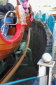 Achtbaandelen van <a href="/lemma/Polka_Marina" title="Polka Marina">Polka Marina</a> tussen de muur en koggen door, oktober <span class="redlink">2009</span>