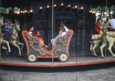 <a href="/lemma/Draaiorgel_De_Pelikaan" title="Draaiorgel De Pelikaan">Draaiorgel De Pelikaan</a> in de <a href="/lemma/Anton_Pieckmolen" class="mw-redirect" title="Anton Pieckmolen">Anton Pieckmolen</a> omstreeks <a href="/lemma/1983" title="1983">1983</a>