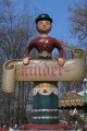 <a href="/lemma/Beeldje" class="mw-redirect" title="Beeldje">Beeldje</a> op de ingang van de poort naar de speeltuin <a href="/lemma/Kindervreugd" title="Kindervreugd">Kindervreugd</a>. (Foto: Jos, 2007)