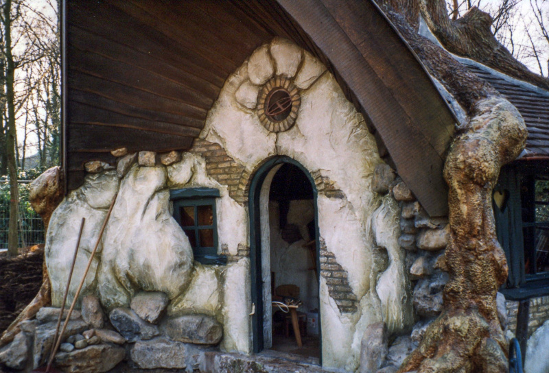 Bestand:Repelsteeltjebouw-1998-04.jpg