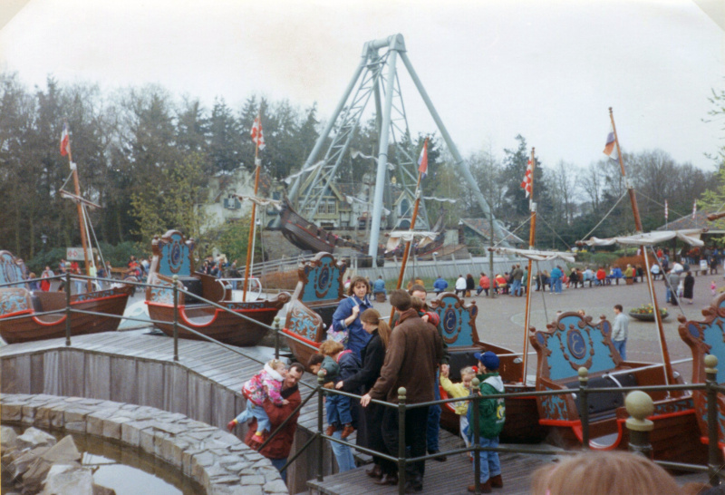 Bestand:Polkamarinastationoktober1991.jpg